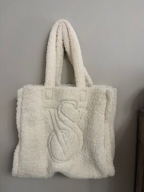 NWT Victoria’s Secret Sherpa Tote Bag